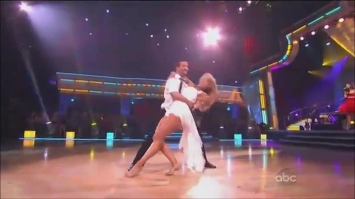 WS live-dancing 180