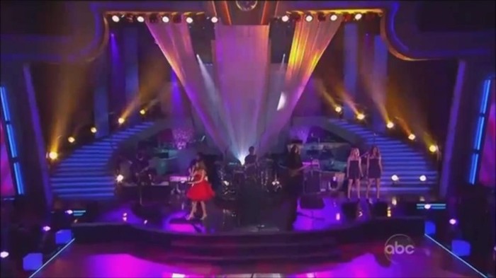 WS live-dancing 197