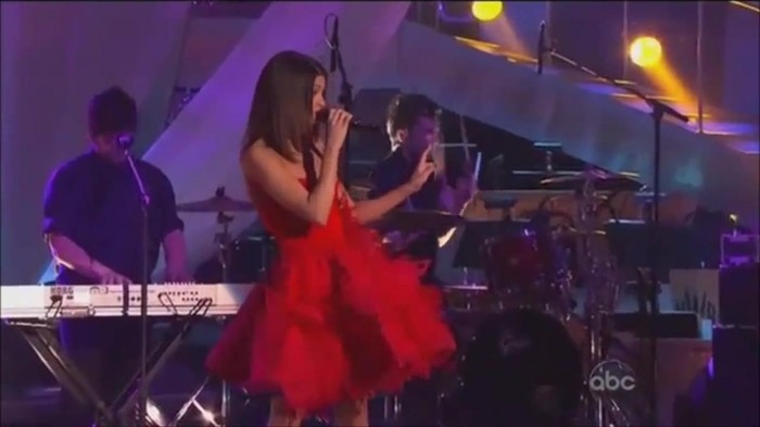 WS live-dancing 210