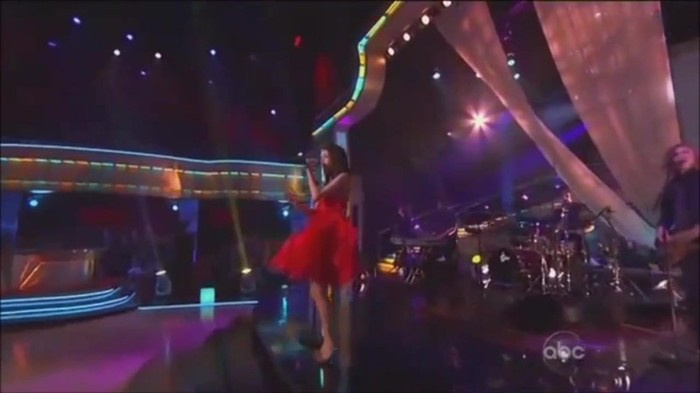 WS live-dancing 285