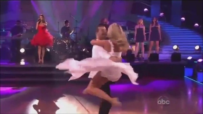 WS live-dancing 350