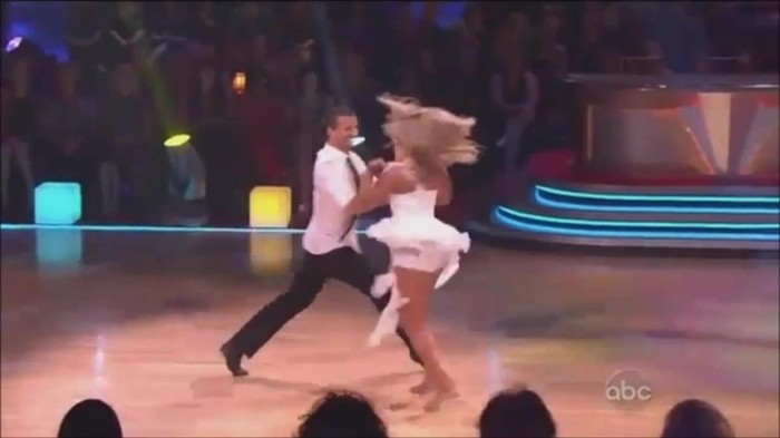 WS live-dancing 408