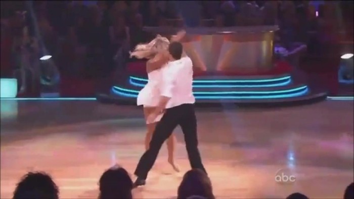 WS live-dancing 412