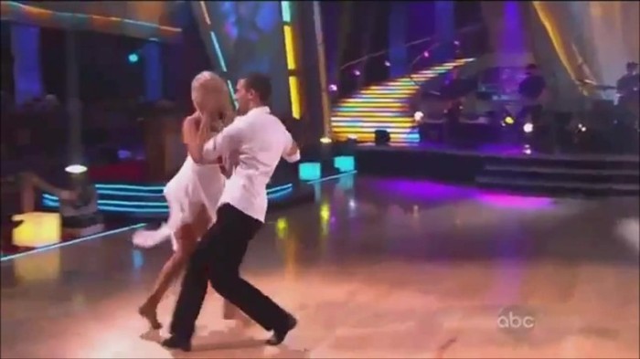 WS live-dancing 433