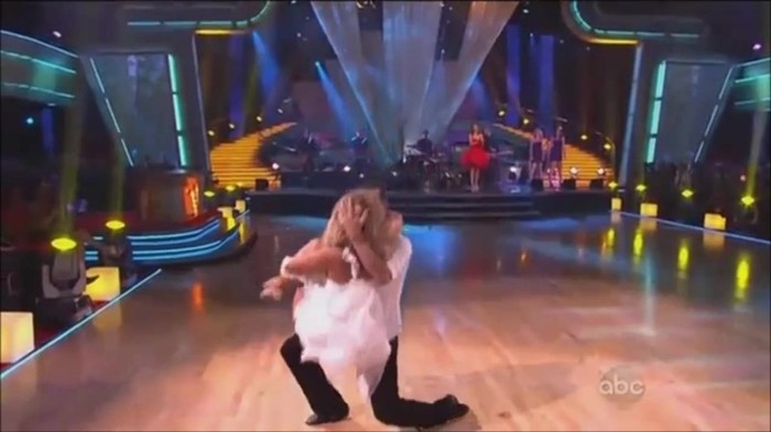 WS live-dancing 460