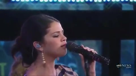 Aywr on GMA 098 - Selena Gomez - A Year Without Rain Good Morning America