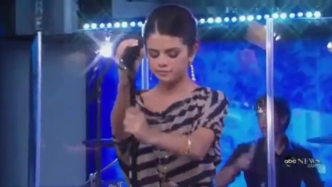 Aywr on GMA 439 - Selena Gomez - A Year Without Rain Good Morning America