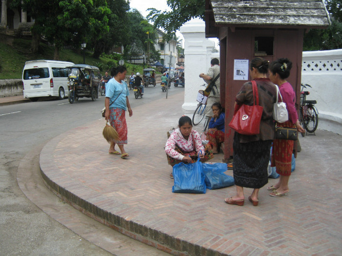 Luang Prabang - scene de strada