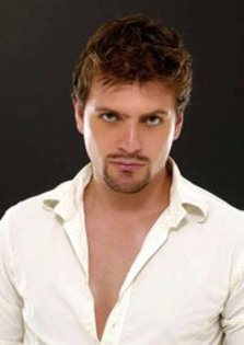 181067_108033219274183_100002025174338_56283_5216868_a