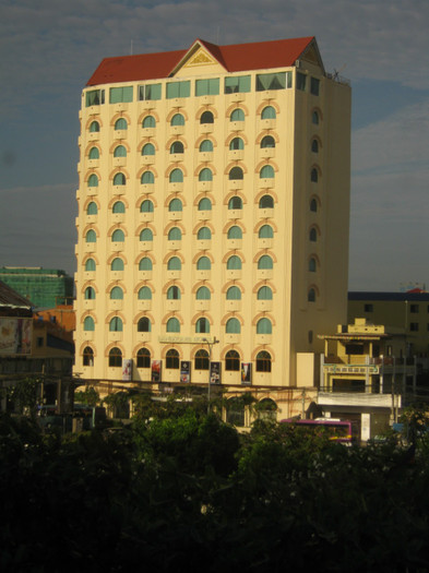 Phnom Penh - un alt hotel din zona - Cambodgia