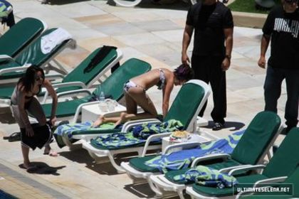 normal_nfdhrtb6h_28329 - 4 02 2012 Poolside in Rio de Janeiro