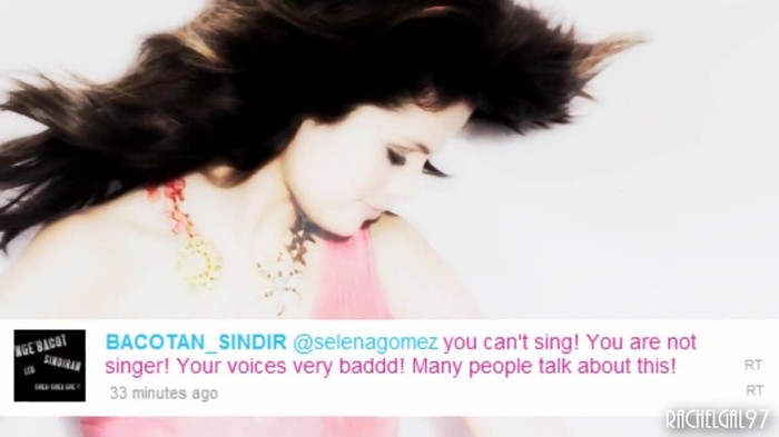 ~01 019 - Selena Gomez People forget that it hurts my feelings