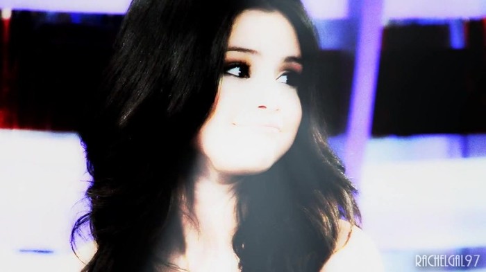 ~01 234 - Selena Gomez People forget that it hurts my feelings