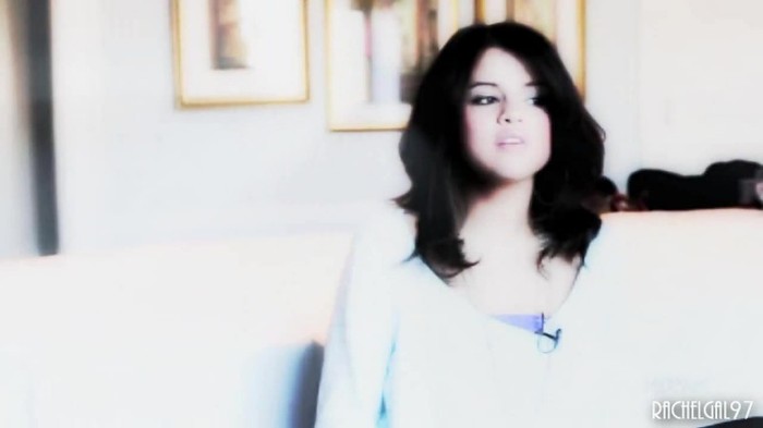 ~01 257 - Selena Gomez People forget that it hurts my feelings