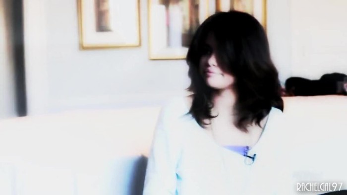 ~01 343 - Selena Gomez People forget that it hurts my feelings