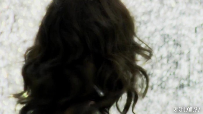~01 359 - Selena Gomez People forget that it hurts my feelings