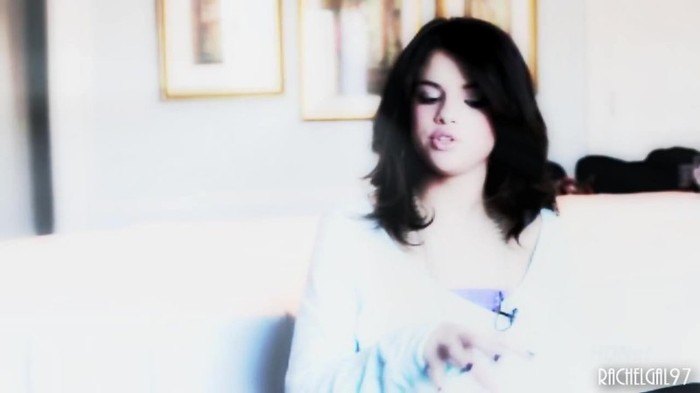 ~01 384 - Selena Gomez People forget that it hurts my feelings