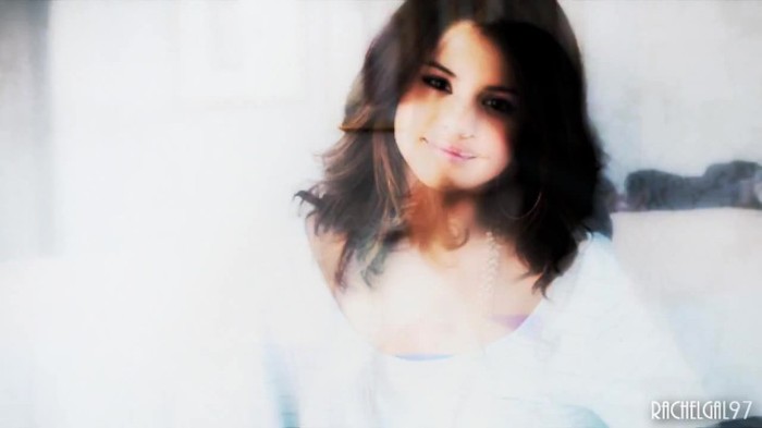 ~01 408 - Selena Gomez People forget that it hurts my feelings