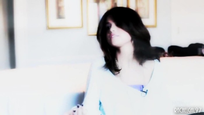 ~01 411 - Selena Gomez People forget that it hurts my feelings