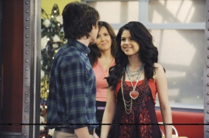 normal_004~4 - Wizards of Waverly Place Season 3 Episode 9 Wizards vs Werewolves