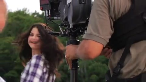 DOL 374 - Selena Gomez Dream Out Loud commercial to begin airing soon