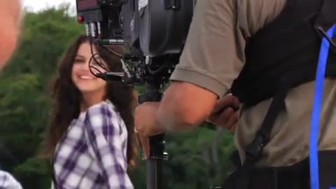 DOL 376 - Selena Gomez Dream Out Loud commercial to begin airing soon