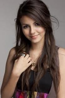 47efr - victoria justice