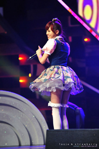 orange-caramel-1012-lizzy-11