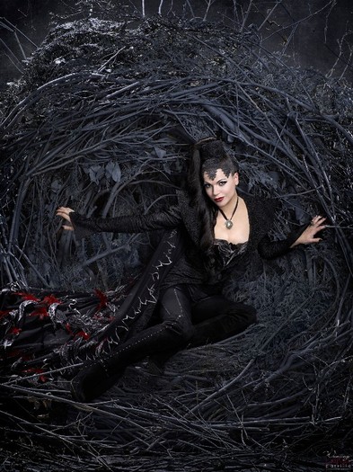 Regina7 - Regina Mills-The Evil Queen