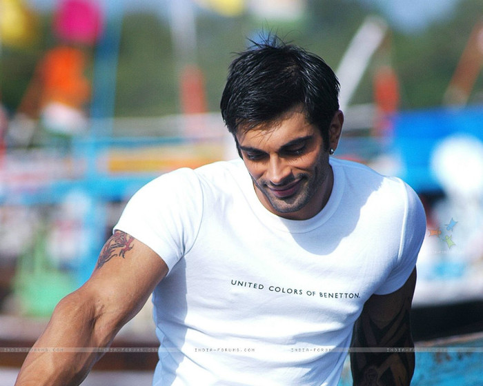 30193-karan-singh-grover - x-Karan Singh Grover-x