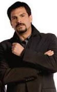 images (5) - Roberto Mateos