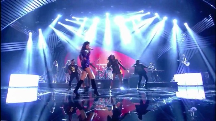00 169 - Selena Gomez and The Scene Hit The Lights Live MTV EMAs 2011