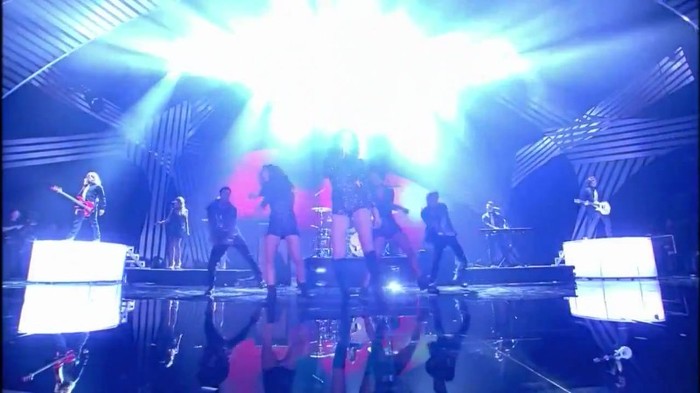 00 181 - Selena Gomez and The Scene Hit The Lights Live MTV EMAs 2011