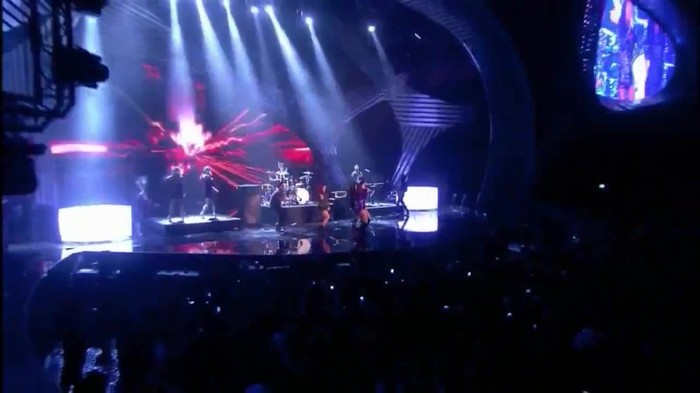 00 229 - Selena Gomez and The Scene Hit The Lights Live MTV EMAs 2011