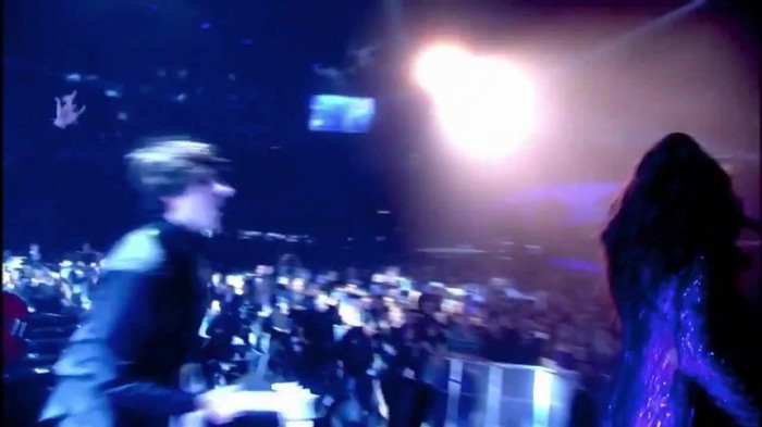 00 340 - Selena Gomez and The Scene Hit The Lights Live MTV EMAs 2011
