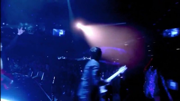 00 341 - Selena Gomez and The Scene Hit The Lights Live MTV EMAs 2011