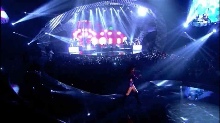 00 380 - Selena Gomez and The Scene Hit The Lights Live MTV EMAs 2011