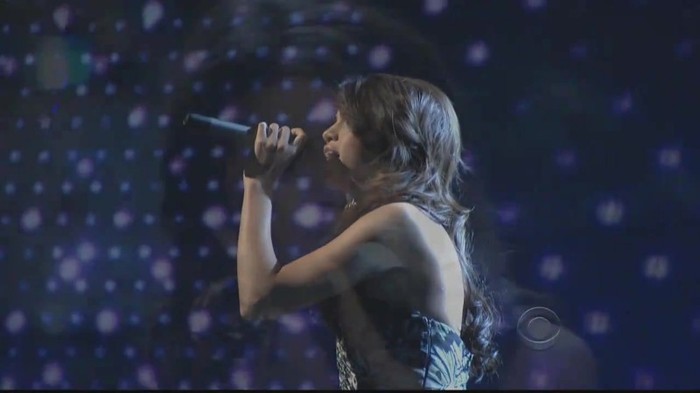 01 230 - Selena Gomez  A Year Without Rain Live at People Choice Awards 2011