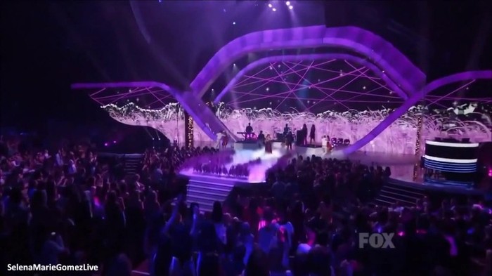 TCA 113 - Selena Gomez Love You Like A Love Song Live at Teen Choice Awards