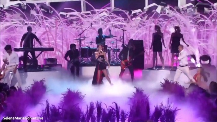 TCA 192 - Selena Gomez Love You Like A Love Song Live at Teen Choice Awards