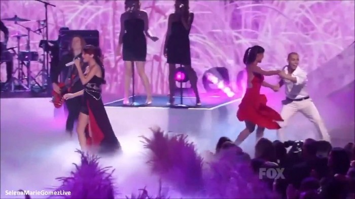 TCA 300 - Selena Gomez Love You Like A Love Song Live at Teen Choice Awards