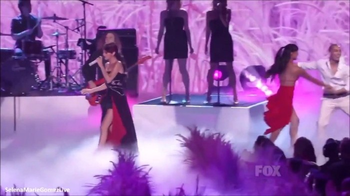 TCA 301 - Selena Gomez Love You Like A Love Song Live at Teen Choice Awards