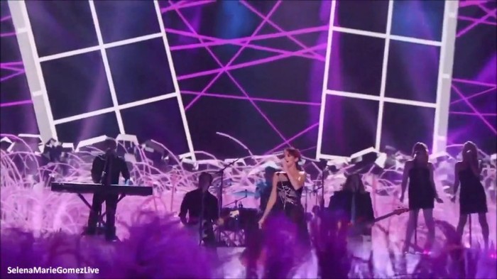 TCA 320 - Selena Gomez Love You Like A Love Song Live at Teen Choice Awards