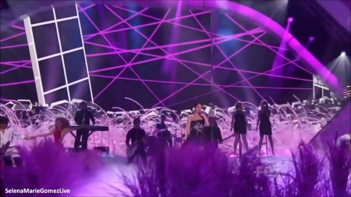 TCA 323 - Selena Gomez Love You Like A Love Song Live at Teen Choice Awards
