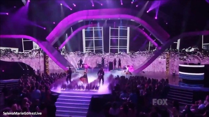 TCA 360 - Selena Gomez Love You Like A Love Song Live at Teen Choice Awards