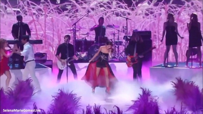 TCA 446 - Selena Gomez Love You Like A Love Song Live at Teen Choice Awards