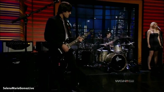 0~_ 020 - Selena Gomez Who Says Live on Regis And Kelly