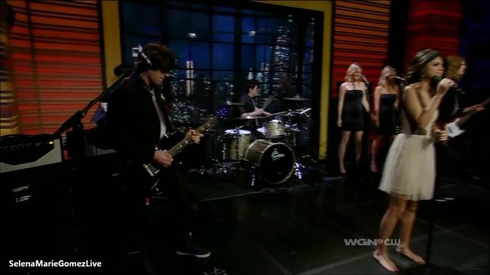 0~_ 025 - Selena Gomez Who Says Live on Regis And Kelly