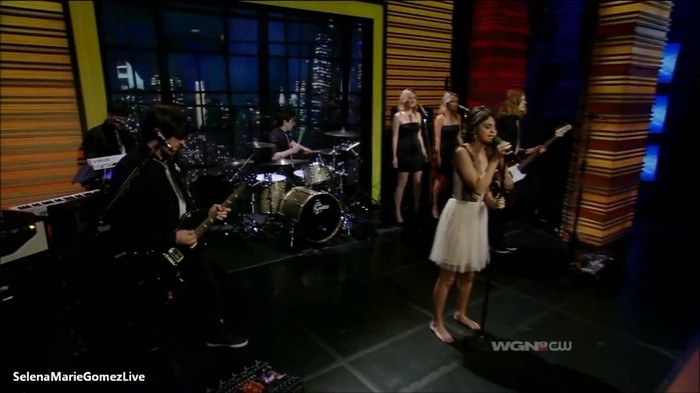 0~_ 029 - Selena Gomez Who Says Live on Regis And Kelly