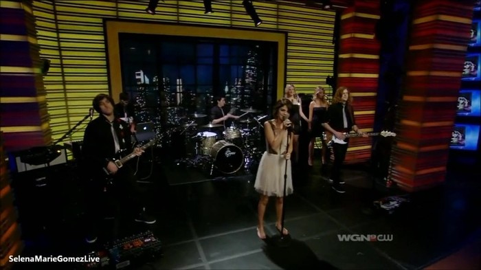 0~_ 044 - Selena Gomez Who Says Live on Regis And Kelly
